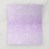 シルバーとライトパープルのバラ エレガント プレイスカード (内部開封)