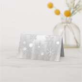 シルバーと白の冬の結婚式の折りたたみ座席表 プレイスカード (裏面)