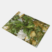 シルバーと金ゴールドクリスマスツリーIホリデー ドアマット (アングル)