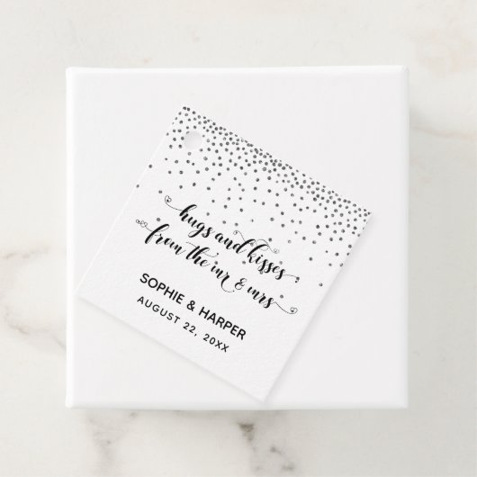 シルバーに関するミスター・アンド・ミセス・ハートの抱擁とキス フェイバータグ (インサイチュ)