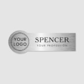 シルバーのグラデーション追加ロゴのビジネススタッフの従業員 名札 (正面)