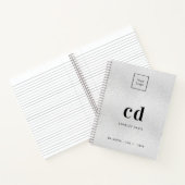 シルバーのモノグラムイニシャルビジネスロゴ ノートブック (内部)