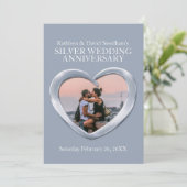 シルバーの結婚25周年 ハート写真 招待状 (スタンド正面)