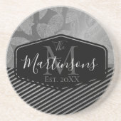 シルバーの羽モノグラムストライプファミリー コースター (正面)