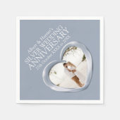 シルバーアニバーサリーハート写真の名前ナプキン スタンダードカクテルナプキン (正面)