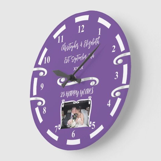 シルバーアニバーサリー 25周年 名前と写真を追加 紫 ラージ壁時計 (傾斜)