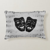 シルバーアートがシアターマスクを統合 アクセントクッション (正面)