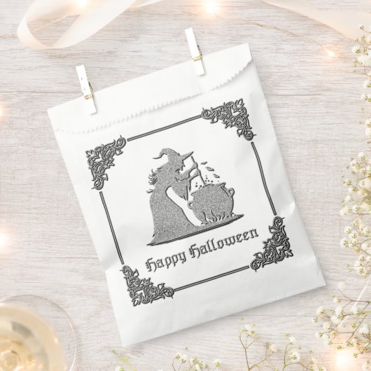 シルバーウィッチ&カルドロンハロウィーン フェイバーバッグ (クリップ留めされた状態)