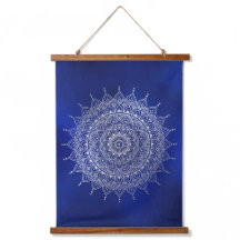 シルバーエレガントオン深いブルーフローラヘナマンダラ