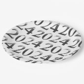 シルバーエレガントグレイ数字ハッピーニューイヤー2024 ペーパープレート (アングル)