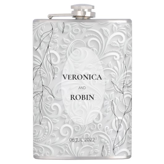 シルバーエレガントフローラ結婚フラスコ – パーソナライズされた フラスク (正面)