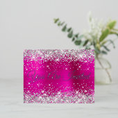 シルバーグリッターとホットピンクグラムスウィート16 箔招待状ポストカード (立ち正面)