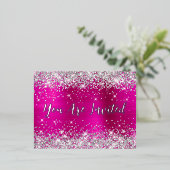 シルバーグリッターとホットピンクグラム70誕生日 箔招待状ポストカード (立ち正面)