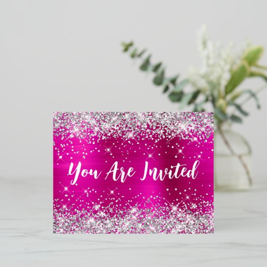 シルバーグリッターとホットピンクグラム70誕生日 箔招待状ポストカード (立ち正面)