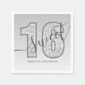 シルバーグリッタースクリプトスウィート16誕生日 スタンダードカクテルナプキン (正面)