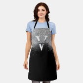 シルバーグリッタースパルクルモノグラムブラックガーリーカスタム エプロン (着用した状態)