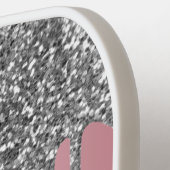 シルバーグリッタードリップスバラ金ゴールドピンクモノグラム名 ピックルボールラケット (左詳細)