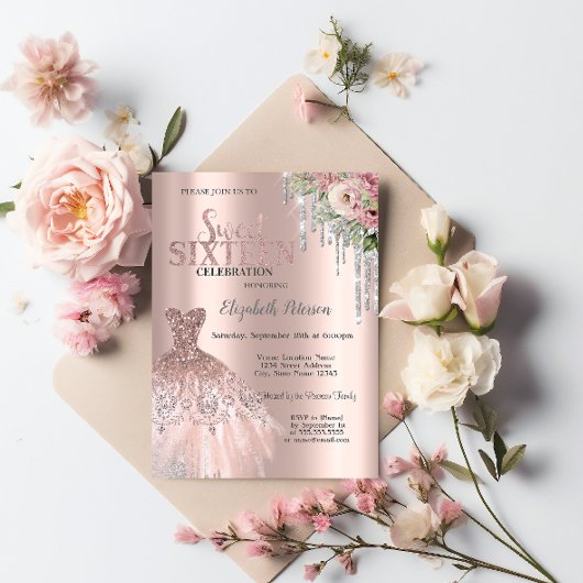 シルバーグリッタードリップス、ドレスフラワースウィート16 招待状