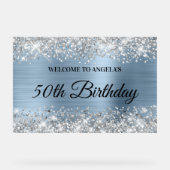 シルバーグリッターライトブルー50th誕生日へようこそ アクリルサイン (正面)