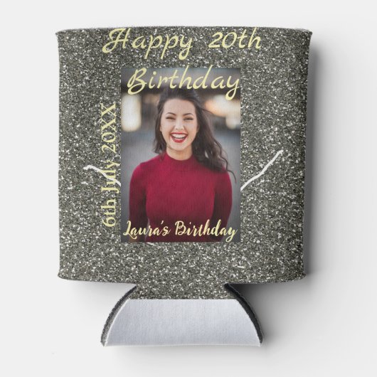 シルバーグリッター写真20th誕生日の追加の名前の日付 缶クーラー (正面)