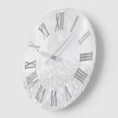 シルバーグレイグリッターミニマルメタリックローマンヌマーズ ラージ壁時計 (傾斜)