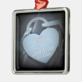 シルバーグレーの南京錠の鎖の恋人たち メタルオーナメント (左)