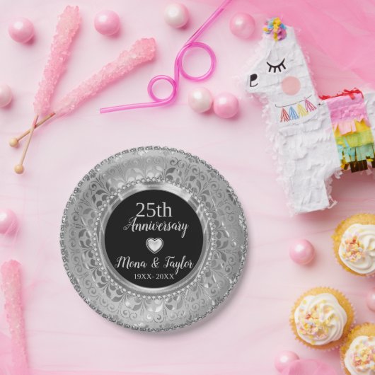 シルバーグレーダマスクとハート ペーパープレート (パーティー)