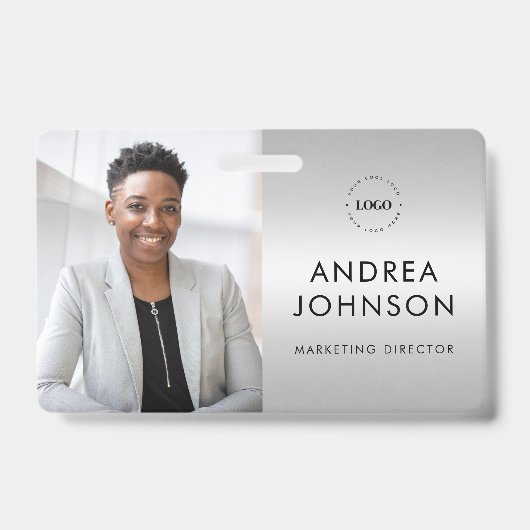 シルバーグレーフォトIDカードカスタムと文字 バッジ (正面)