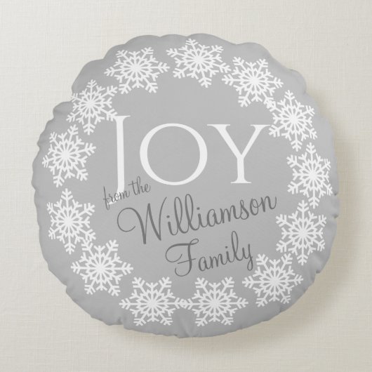 シルバーグレーホワイトスノーフレークJOYクリスマスファミリー ラウンドクッション (正面)