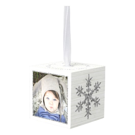 シルバースノーフレーク2フォトクリスマスホリデー キューブオーナメント (裏面アングル)