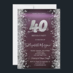 シルバースパークルダイヤモンドBurgundy 40th Birthday 招待状<br><div class="desc">銀のエレガントダイヤモンドが燃え立つ金属色の背景に浮かんでいる。あなたの名前と一緒にカスタマイズできる美しい招待。「カスタマイズ」ボタンを選択して、フォントのスタイル、色、サイズを変更する。</div>