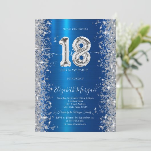 シルバースパークル王室のダイヤモンドブルー18誕生日 招待状 (スタンド正面)