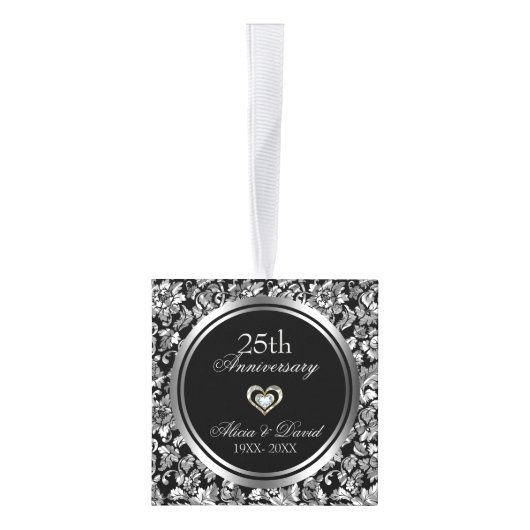 シルバーダマスクとハート – シルバー記念日 キューブオーナメント (右)