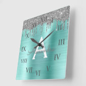 シルバーティール（緑がかった色）グリッターブラッシュドメタルモノグラム名 スクエア壁時計 (傾斜)