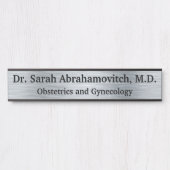 シルバードクターズオフィスのドアの看板 サインプレート (正面)