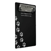 シルバードッグポーズブラック背景プリントパターン ミニクリップボード (アングル)