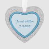 シルバーハートブルー男の赤ちゃん初めてのクリスマス オーナメント (裏面)