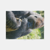 シルバーバックゴリラと彼の毛布 フリースブランケット (正面(横))