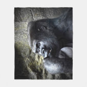 シルバーバックゴリライン深い考え フリースブランケット (正面)