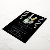 シルバーヒール&シャンパンウィメンズ誕生日 箔招待状 (回転した状態)