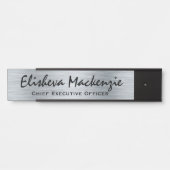 シルバーフェイクオフィスのドアのシンボルや象徴名プレート サインプレート (正面)