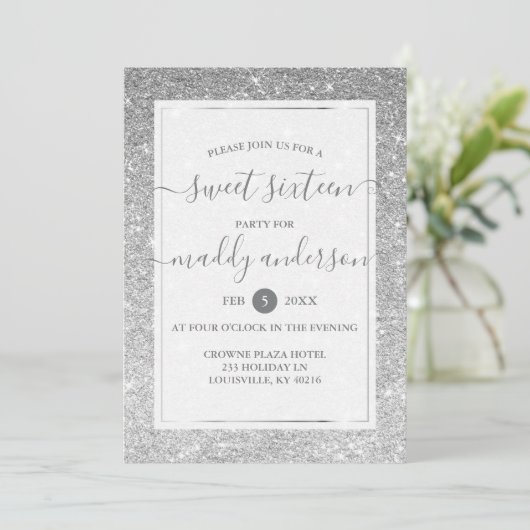 シルバーフェイクグリッターエレガントスウィート16誕生日 招待状 (スタンド正面)
