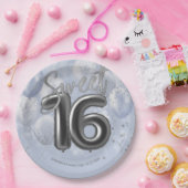 シルバーフォイルスウィート16誕生日バルーンほこりっぽいブルー ペーパープレート (パーティー)