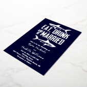 シルバーフォイル食べシャークドリンクとビー結婚したズ結婚ズ 箔招待状 (回転した状態)