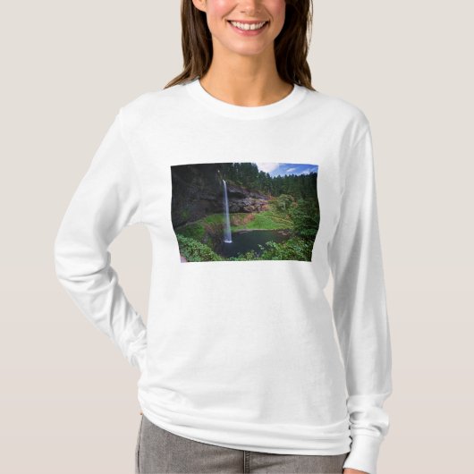 シルバーフォールズ州立公園のサウスフォールズの景色 Tシャツ (正面)