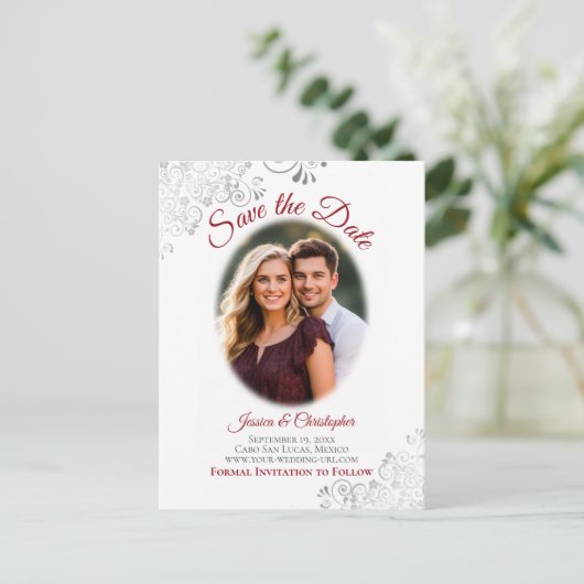 シルバーフリル付き/フォトレッドウェディング日付を保存 案内ポストカード (スタンド正面)