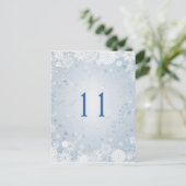 シルバーブルーテーブル番号の上の白い雪 ポストカード (スタンド正面)