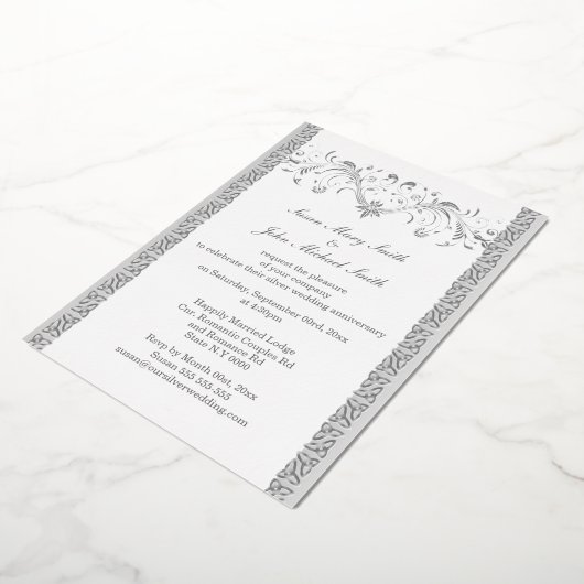シルバーホワイトケルト結婚フローラ記念日 箔招待状 (回転した状態)