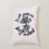 シルバーボウフェイクグリッターパーソナライズされた アクセントクッション (正面(垂直))