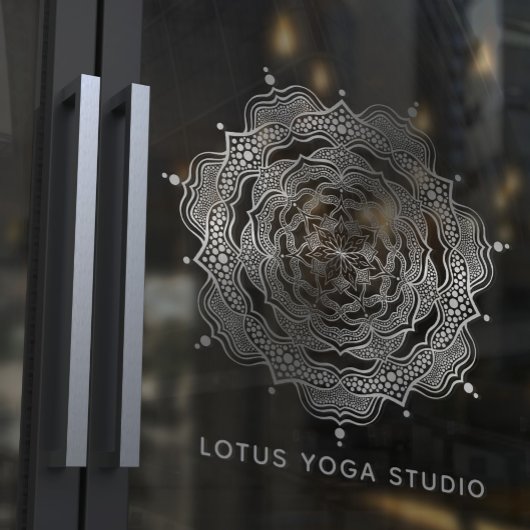 シルバーマンダラボヘミアンエレガント霊気ヨガスタジオ ウィンドウサイン